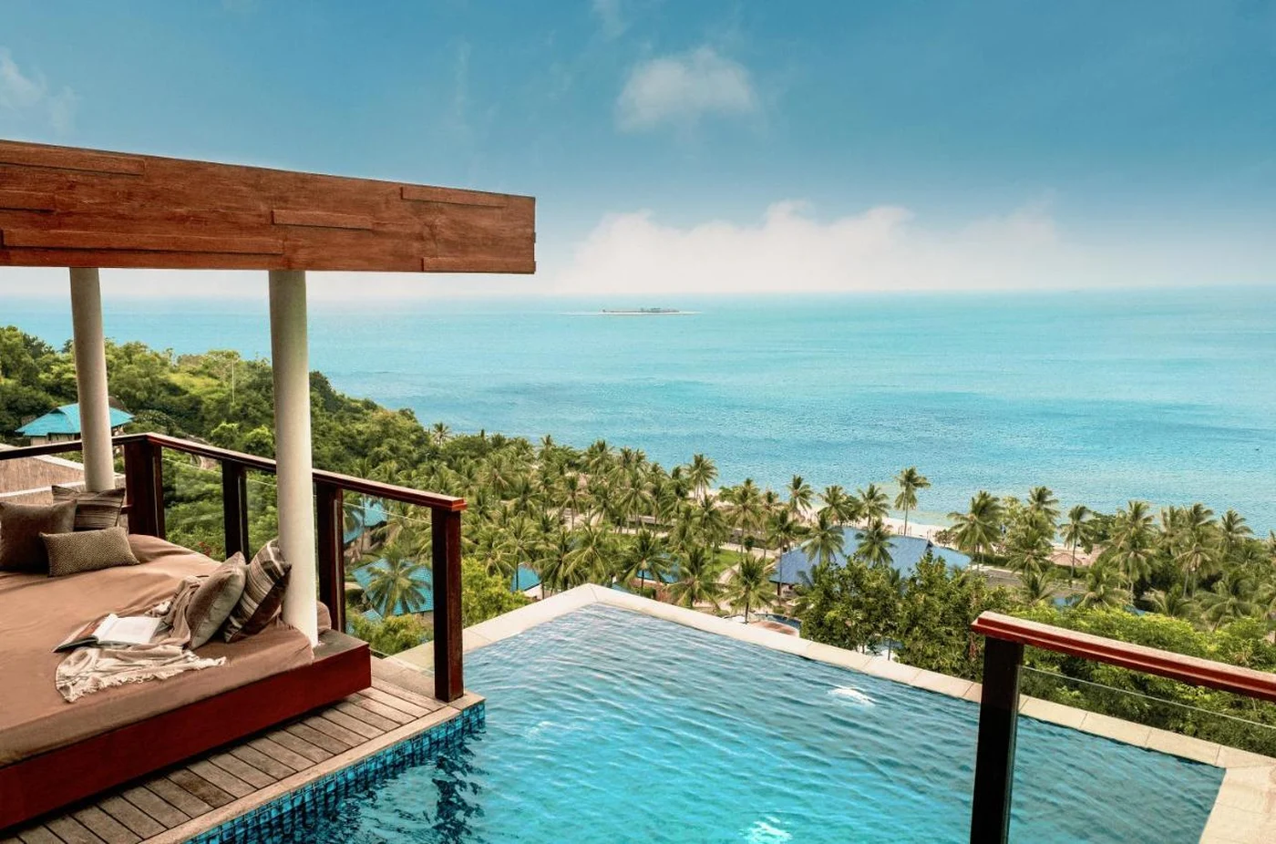 Imagery from the Sundancer Lombok website